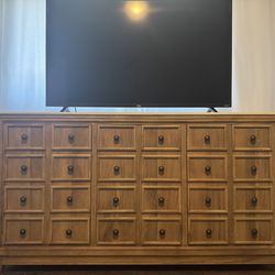 Credenza/Media Cabinet