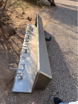 Steel sink, working