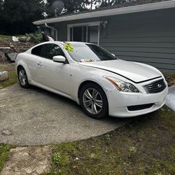 2010 Infiniti g37
