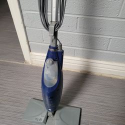 FLOOR STEAMER MOP