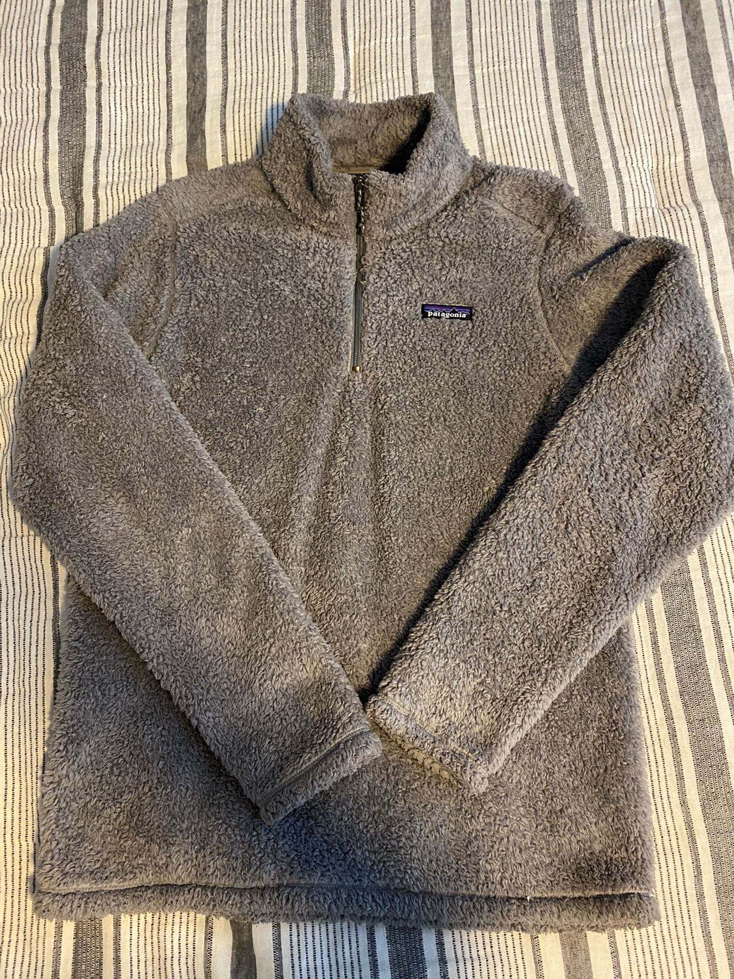 Patagonia unisex wool pullover