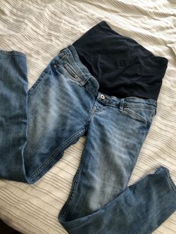 Maternity clothes