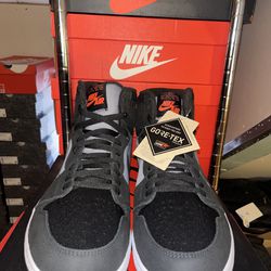 Nike Air Jordan 1 High Element Gore-Tex Black Infrared Men's Size 12.5/13 DB2889-002