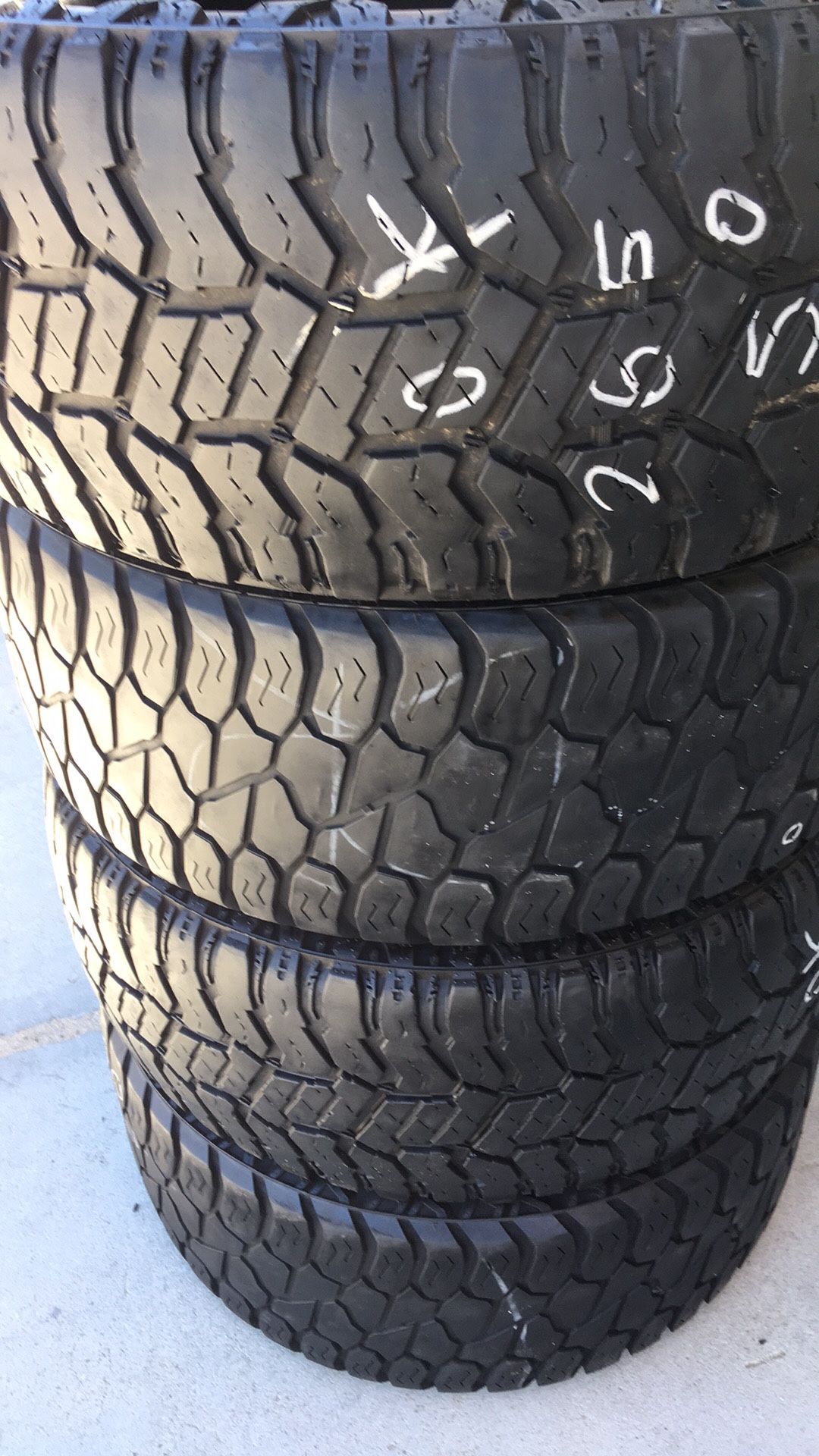 265/50/20 (2 patriot rugged (1 amp terrian?