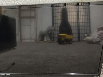 VIZIO 32” Tv