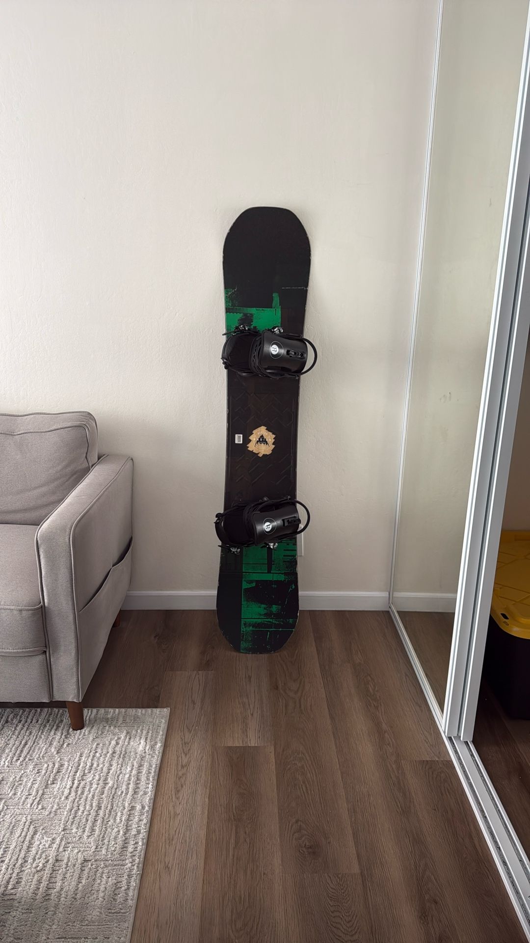 160W Burton Radius Snowboard Read Description