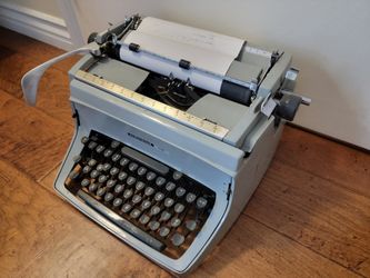 1960s Underwood Five 5 Typewriter Touchmaster Manuel Writing