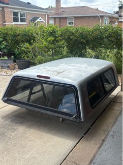 Small truck cap