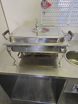 Chaffing dishes