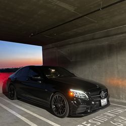2021 Mercedes-Benz C300 Night Edition - low miles