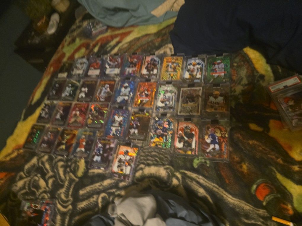 34 Football Card Lot