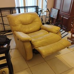 Recliner Beige Very Comfortable In Good Working Condition 