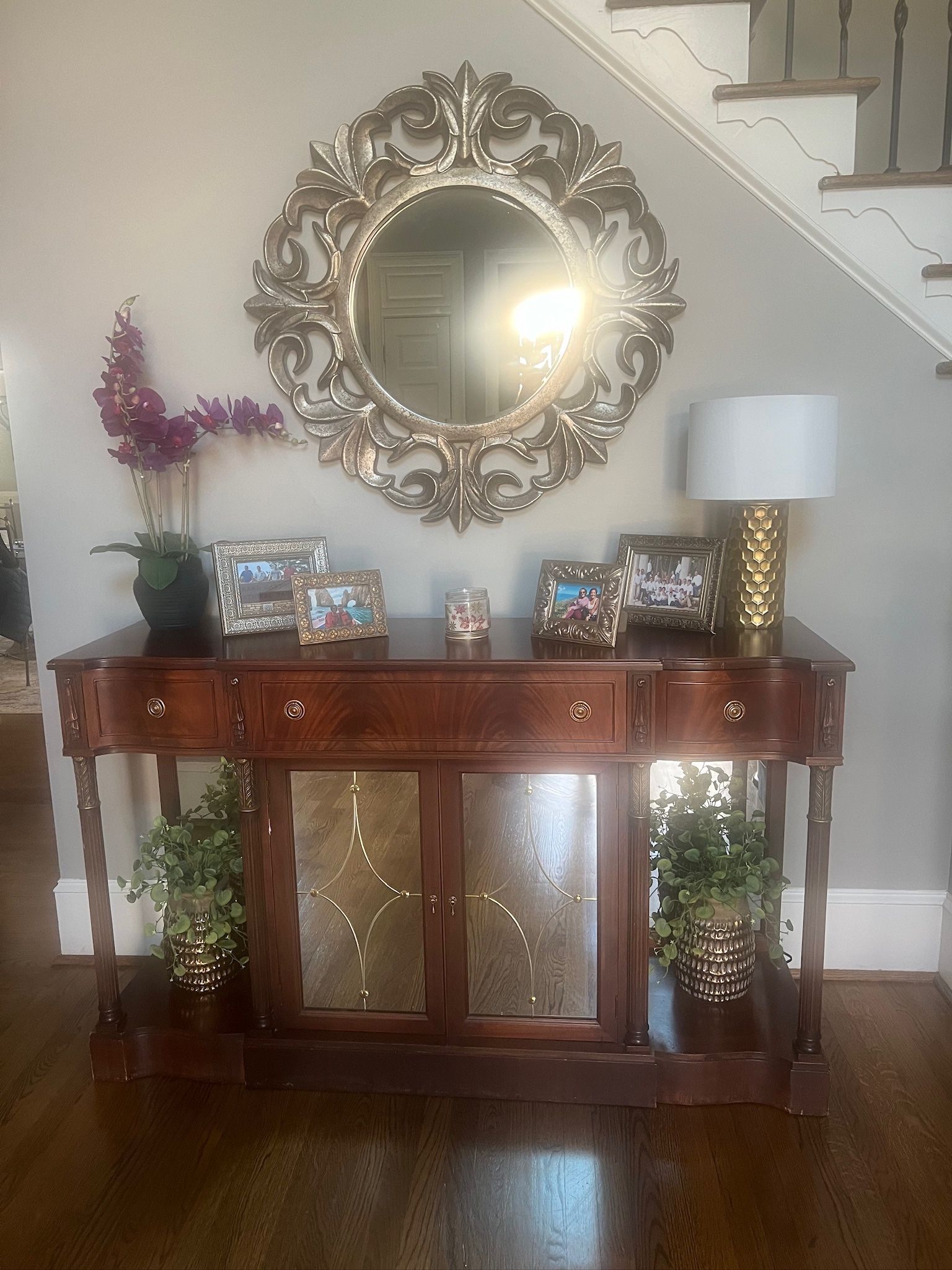 Vintage mirrored Side Board Buffet