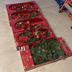 Holiday Decorations Set