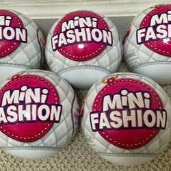 ZURU Mini Brands Bundles Various Kinds