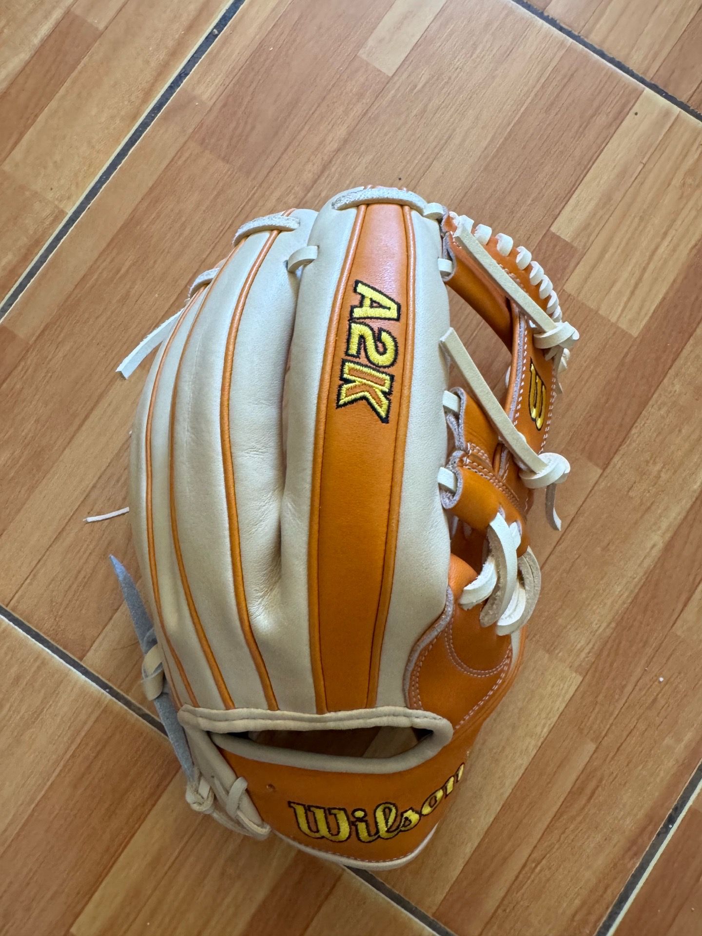 A2K baseball glove