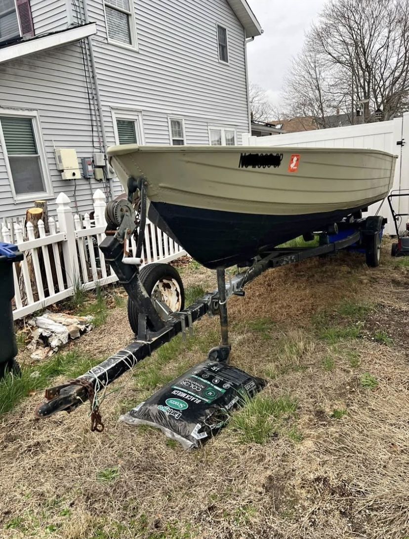 16ft Aluminum Boat w/ Trailer