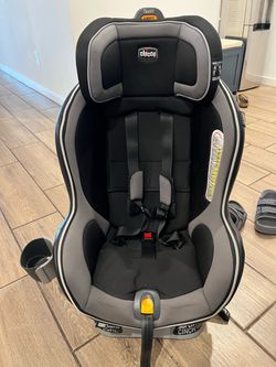 Chicco NextFit Convertible Car Seat