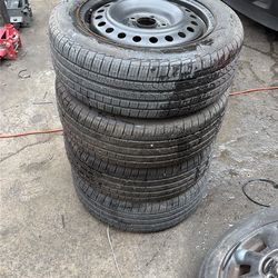 Pirelli tires and wheels