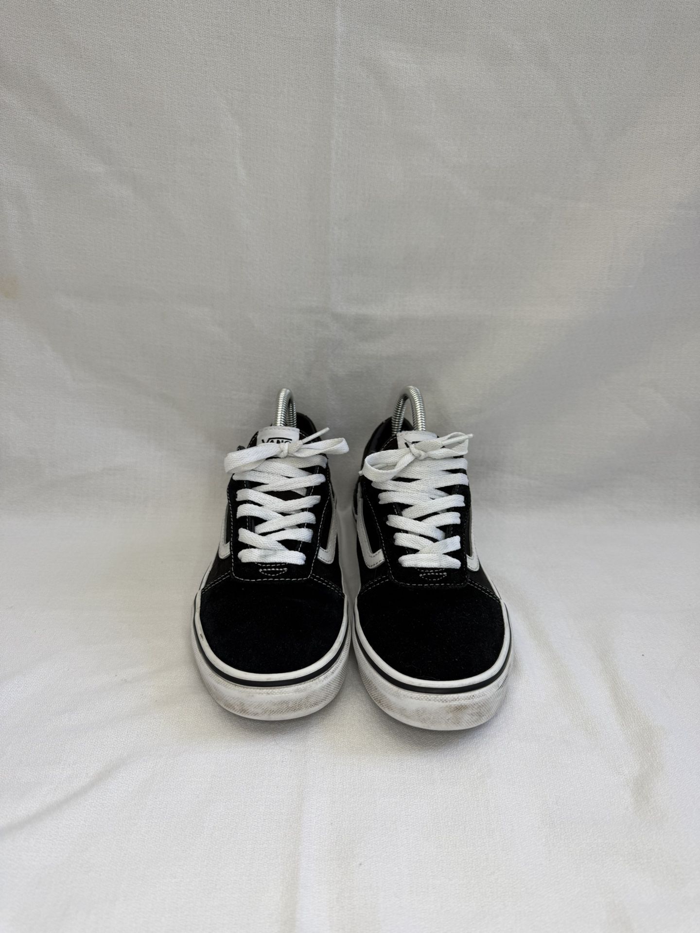 Vans Off The Wall Old Skool 500714 Black White Suede Unisex Sneakers in size 6Y