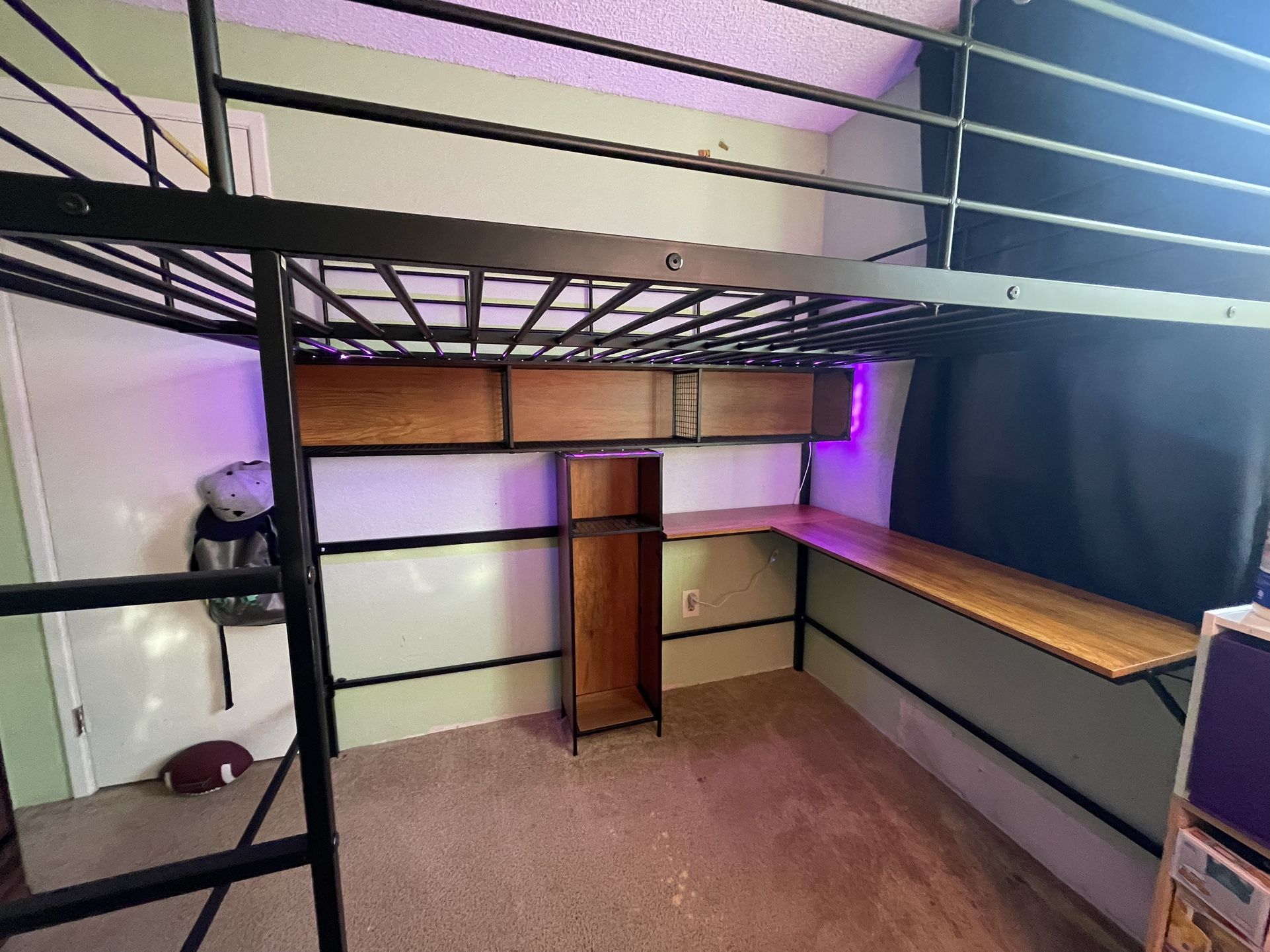 Full Size Loft Bed With Mattress 