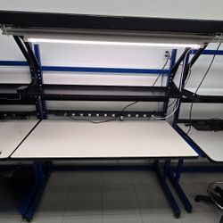 Banco Industrial Para Electrónica, Tengo 4 De Estos Cada Uno En 950$ Si Te Vas A Llevar Los 4 Podemos Poner Un Mejor Precio