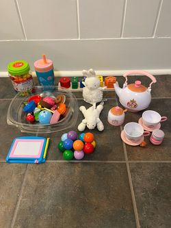 Mixed Lot of Kids Toddler Baby Toys