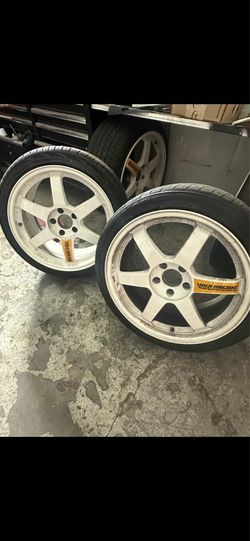 Volk Racing TE37 Saga S Plus in 18x9.5 +12 5-114.3 Set