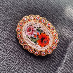 Vintage Pin 