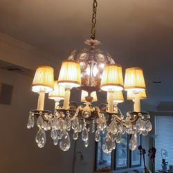 Beautiful Vintage 12 Light Brass Chandelier 
