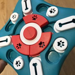 Interactive Dog Feeder 