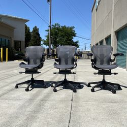 “Herman Miller Remastered Aeron Chairs Size A”⭐️✨✨⭐️✨✨⭐️✨✨✨⭐️✨⭐️✨✨⭐️✨✨