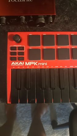 MIDI keyboard