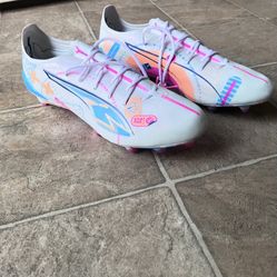 Puma Ultra 5 Ultimate Soccer Cleats