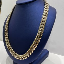 10k Gold Woman’s Choker Cuban Link 
