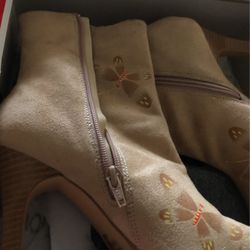 Women’s Brown Boots 