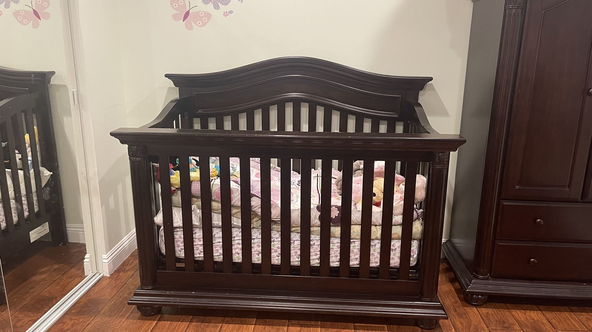 Baby crib Espresso color