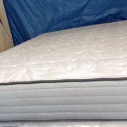 Queen Size Matreras (Colchón Queen Size)