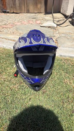 Motorcycle helmet