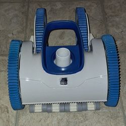 Hayward 4 Wheel Pool Cleaner