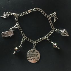 STRONG WOMEN Charm Bracelet