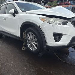 MAZDA CX-5 2015 - FOR PARTS / SOLAMENTE POR PARTES 
