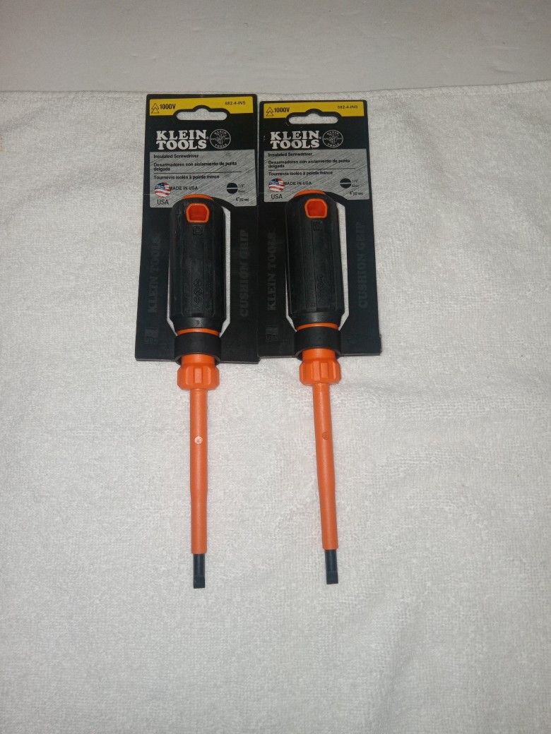 2 Brand New Klein Tools Insulted Screwdrivers 1000v #682-4-INS