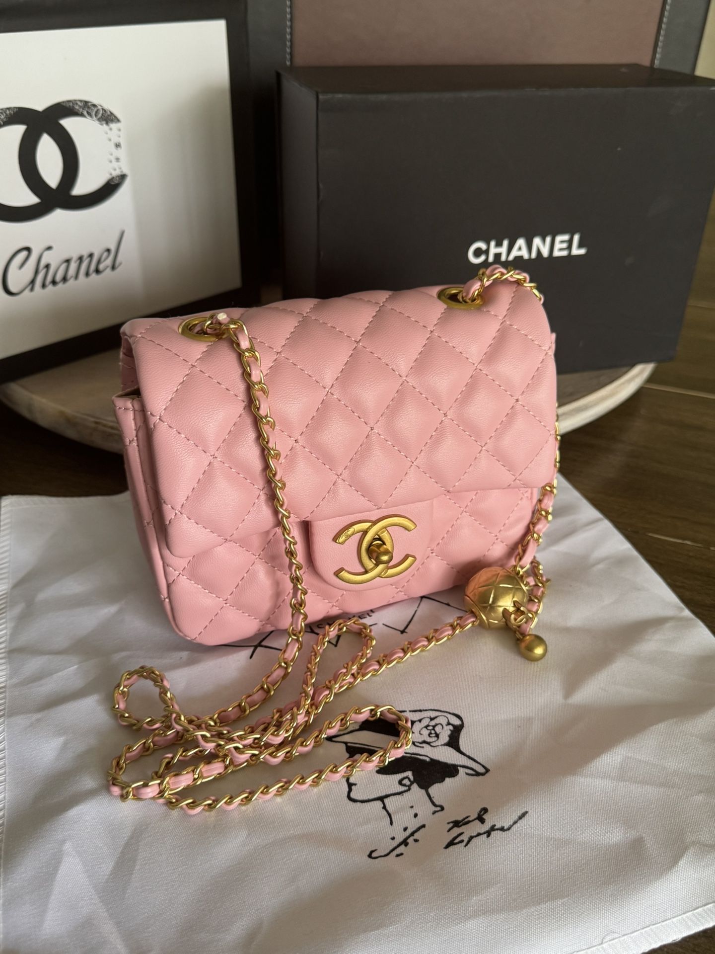 CHANEL Pink Sheepskin Small Shoulder Bag Crossbody Bag, 90%new