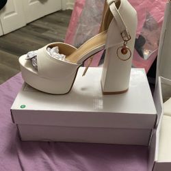 White Chunky Heel Hollow Out Women's Sandals