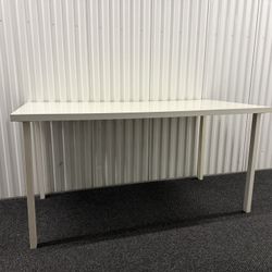 White IKEA Linnmon Desks – 5 Available