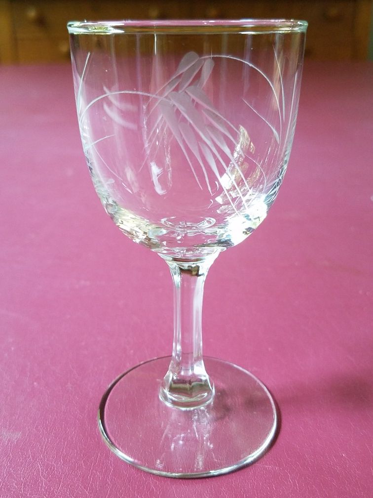 Mid-Century Etched Japanese Crystal Cocktail Glasses / 17 Qty. Port Wine Glasses
