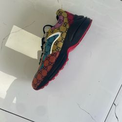 Gucci shoes  size 11