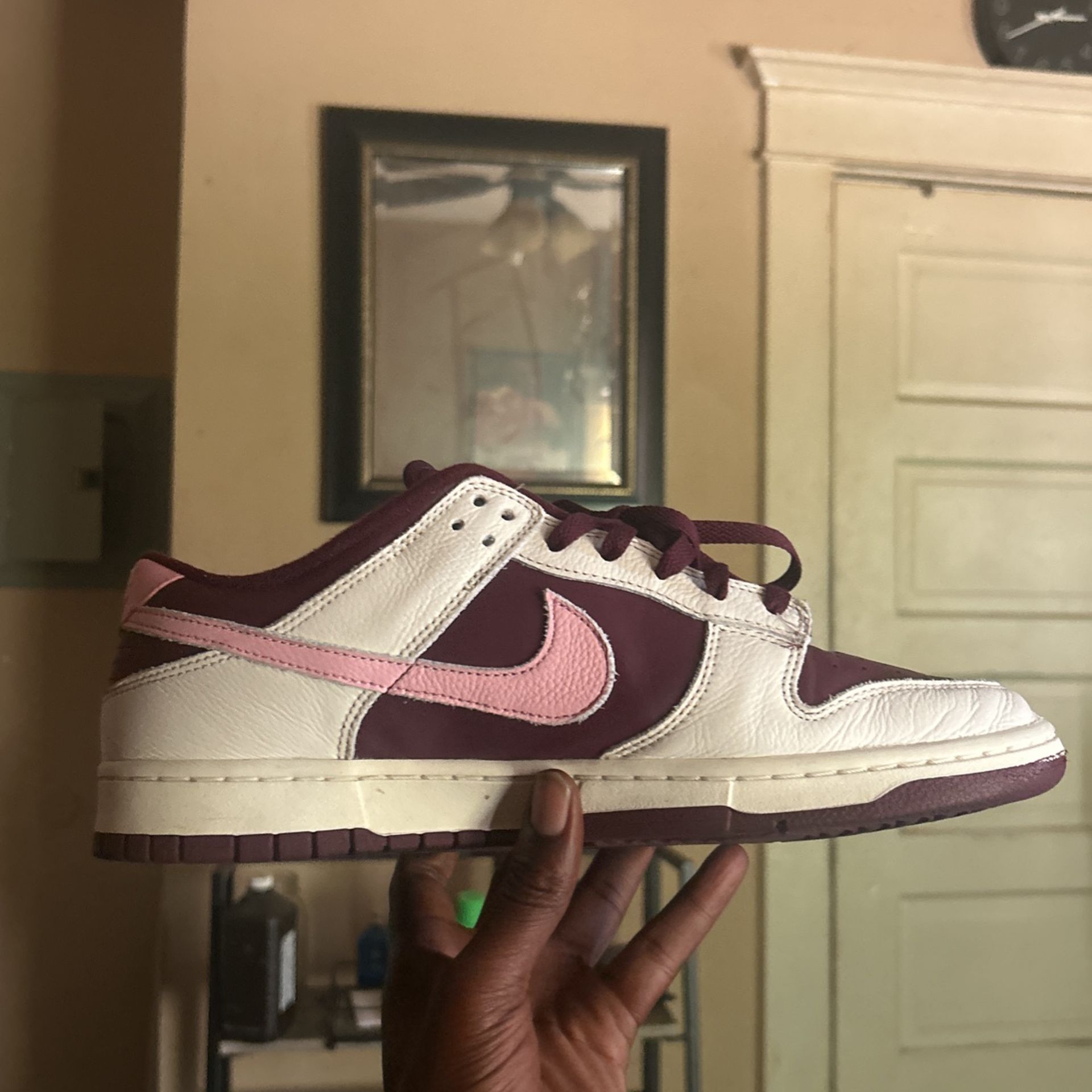 Nike Dunk Low Valentines Day 