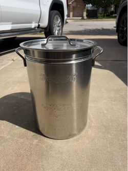 Bayou classic stainless steel turkey fryer and seafood boiler